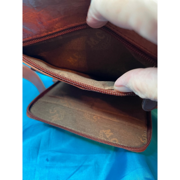 Women's M.C. Brown Leather Crossbody Bag - Picture 6 of 16